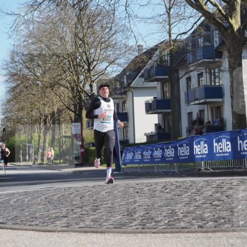 06.04.2025 - 44. Internationalen Wilhelmsburger Insellauf Luisa Fischer http://msf.ph/oto/7557511 06.04.2025 10:18:33 Ziel 3203 meine-sportfotos.de