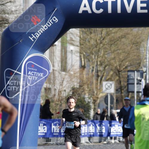 06.04.2025 - 44. Internationalen Wilhelmsburger Insellauf A. Gomolzig http://msf.ph/oto/7557541 06.04.2025 10:14:17 Ziel 3759 meine-sportfotos.de