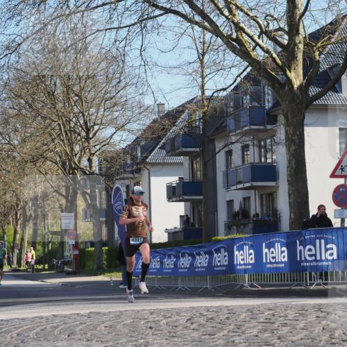 06.04.2025 - 44. Internationalen Wilhelmsburger Insellauf Luisa Fischer http://msf.ph/oto/7557546 06.04.2025 10:18:51 Ziel 4392 meine-sportfotos.de