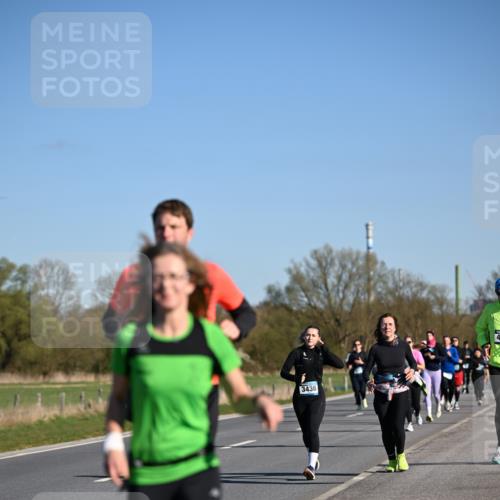 06.04.2025 - 44. Internationalen Wilhelmsburger Insellauf Dr. Thomas Lammeyer http://msf.ph/oto/7557555 06.04.2025 09:33:32 Laufen 3436 meine-sportfotos.de