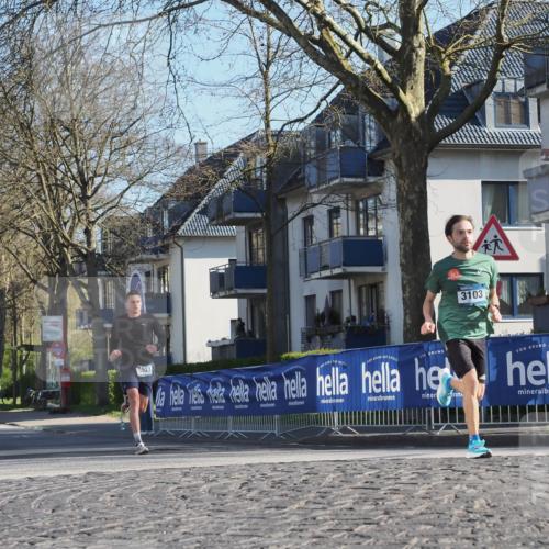 06.04.2025 - 44. Internationalen Wilhelmsburger Insellauf Luisa Fischer http://msf.ph/oto/7557591 06.04.2025 10:18:58 Ziel 3103, 3027 meine-sportfotos.de