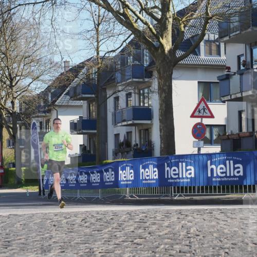 06.04.2025 - 44. Internationalen Wilhelmsburger Insellauf Luisa Fischer http://msf.ph/oto/7557655 06.04.2025 10:19:30 Ziel 4256 meine-sportfotos.de
