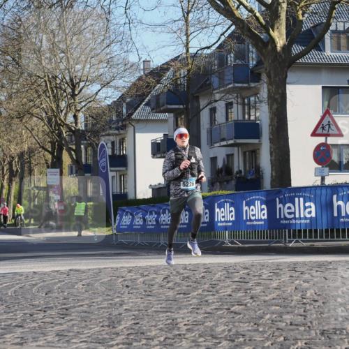 06.04.2025 - 44. Internationalen Wilhelmsburger Insellauf Luisa Fischer http://msf.ph/oto/7557692 06.04.2025 10:19:53 Ziel 5226 meine-sportfotos.de