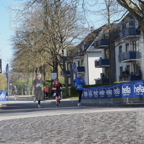 06.04.2025 - 44. Internationalen Wilhelmsburger Insellauf Luisa Fischer http://msf.ph/oto/7557712 06.04.2025 10:20:07 Ziel 4608, 3416 meine-sportfotos.de