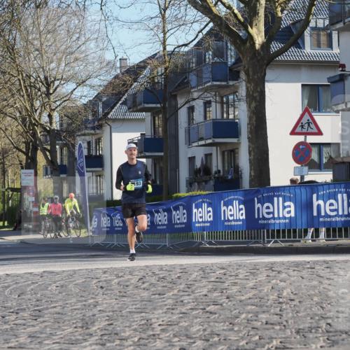 06.04.2025 - 44. Internationalen Wilhelmsburger Insellauf Luisa Fischer http://msf.ph/oto/7557763 06.04.2025 10:20:15 Ziel 193 meine-sportfotos.de
