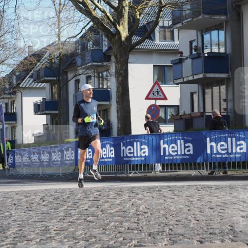 06.04.2025 - 44. Internationalen Wilhelmsburger Insellauf Luisa Fischer http://msf.ph/oto/7557776 06.04.2025 10:20:16 Ziel 93 meine-sportfotos.de