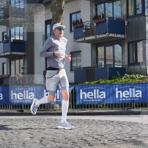 06.04.2025 - 44. Internationalen Wilhelmsburger Insellauf Luisa Fischer http://msf.ph/oto/7557850 06.04.2025 10:20:36 Ziel  meine-sportfotos.de