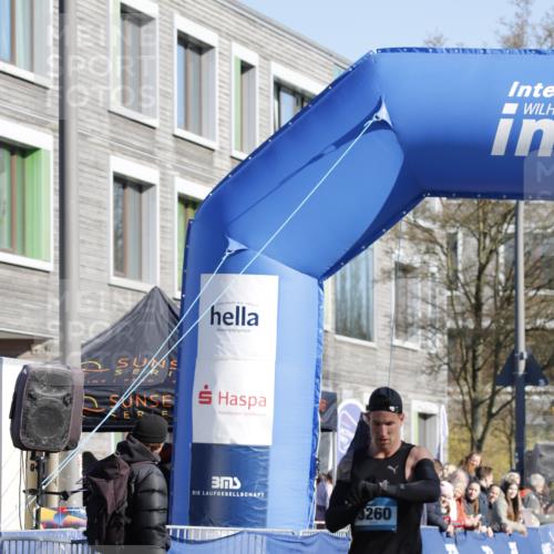 06.04.2025 - 44. Internationalen Wilhelmsburger Insellauf A. Gomolzig http://msf.ph/oto/7557856 06.04.2025 10:07:55 Ziel 3260 meine-sportfotos.de