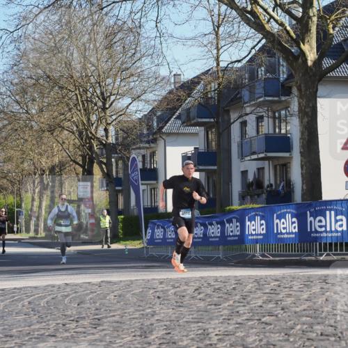 06.04.2025 - 44. Internationalen Wilhelmsburger Insellauf Luisa Fischer http://msf.ph/oto/7557874 06.04.2025 10:20:43 Ziel 4018, 4514, 1111 meine-sportfotos.de