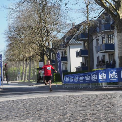 06.04.2025 - 44. Internationalen Wilhelmsburger Insellauf Luisa Fischer http://msf.ph/oto/7557947 06.04.2025 10:20:59 Ziel 3555 meine-sportfotos.de