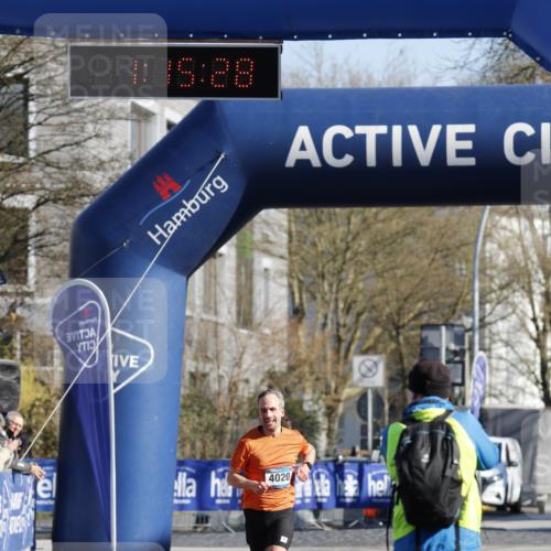 06.04.2025 - 44. Internationalen Wilhelmsburger Insellauf A. Gomolzig http://msf.ph/oto/7557952 06.04.2025 10:05:26 Ziel  meine-sportfotos.de