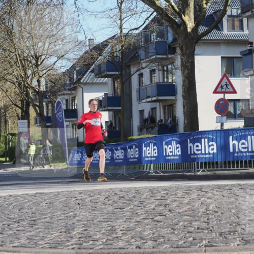 06.04.2025 - 44. Internationalen Wilhelmsburger Insellauf Luisa Fischer http://msf.ph/oto/7557964 06.04.2025 10:21:00 Ziel 555 meine-sportfotos.de