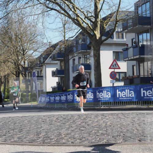 06.04.2025 - 44. Internationalen Wilhelmsburger Insellauf Luisa Fischer http://msf.ph/oto/7558041 06.04.2025 10:21:23 Ziel 3598 meine-sportfotos.de