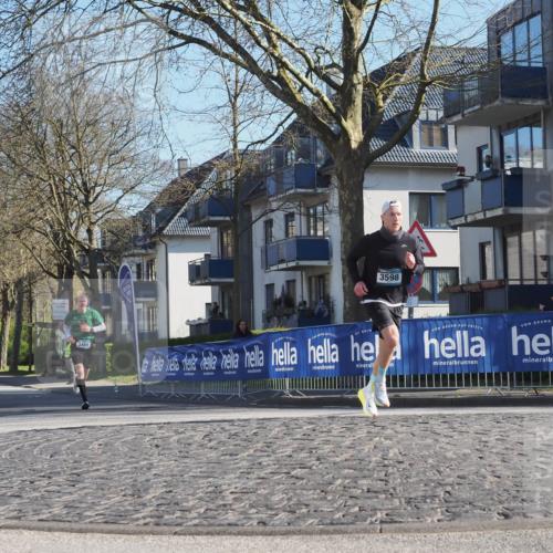 06.04.2025 - 44. Internationalen Wilhelmsburger Insellauf Luisa Fischer http://msf.ph/oto/7558048 06.04.2025 10:21:23 Ziel 3598, 3469 meine-sportfotos.de
