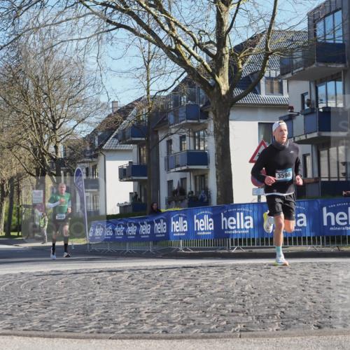 06.04.2025 - 44. Internationalen Wilhelmsburger Insellauf Luisa Fischer http://msf.ph/oto/7558052 06.04.2025 10:21:23 Ziel 3598, 3469 meine-sportfotos.de
