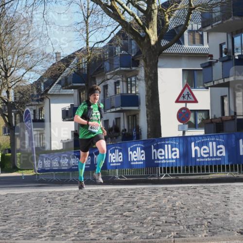 06.04.2025 - 44. Internationalen Wilhelmsburger Insellauf Luisa Fischer http://msf.ph/oto/7558071 06.04.2025 10:21:37 Ziel 4604 meine-sportfotos.de