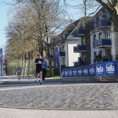 06.04.2025 - 44. Internationalen Wilhelmsburger Insellauf Luisa Fischer http://msf.ph/oto/7558078 06.04.2025 10:21:45 Ziel 030, 3597 meine-sportfotos.de