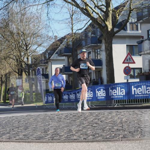 06.04.2025 - 44. Internationalen Wilhelmsburger Insellauf Luisa Fischer http://msf.ph/oto/7558090 06.04.2025 10:21:48 Ziel 4541, 5030, 3597 meine-sportfotos.de