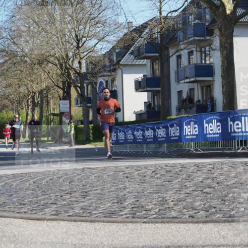 06.04.2025 - 44. Internationalen Wilhelmsburger Insellauf Luisa Fischer http://msf.ph/oto/7558127 06.04.2025 10:22:03 Ziel 4548, 459 meine-sportfotos.de