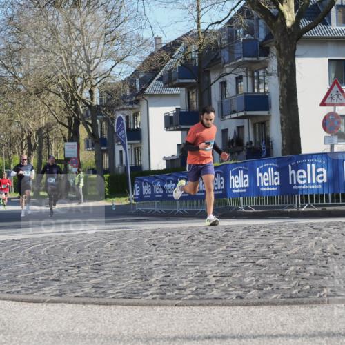 06.04.2025 - 44. Internationalen Wilhelmsburger Insellauf Luisa Fischer http://msf.ph/oto/7558143 06.04.2025 10:22:04 Ziel 346 meine-sportfotos.de