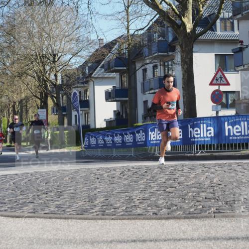 06.04.2025 - 44. Internationalen Wilhelmsburger Insellauf Luisa Fischer http://msf.ph/oto/7558150 06.04.2025 10:22:05 Ziel 590, 4548, 3461 meine-sportfotos.de