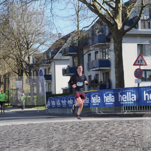 06.04.2025 - 44. Internationalen Wilhelmsburger Insellauf Luisa Fischer http://msf.ph/oto/7558187 06.04.2025 10:22:22 Ziel 4311 meine-sportfotos.de