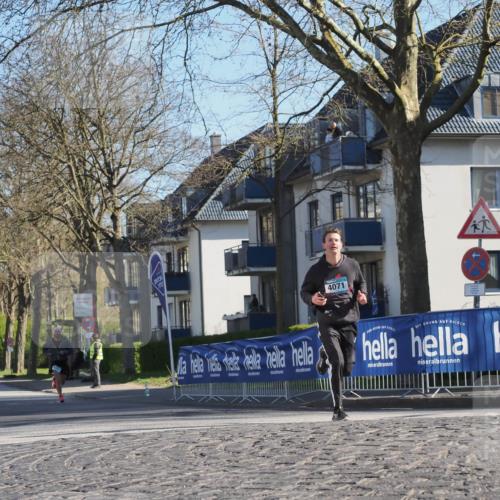 06.04.2025 - 44. Internationalen Wilhelmsburger Insellauf Luisa Fischer http://msf.ph/oto/7558248 06.04.2025 10:22:50 Ziel 4071 meine-sportfotos.de