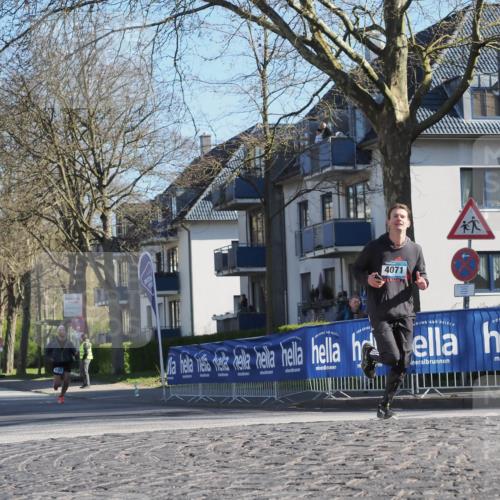 06.04.2025 - 44. Internationalen Wilhelmsburger Insellauf Luisa Fischer http://msf.ph/oto/7558254 06.04.2025 10:22:51 Ziel 4071 meine-sportfotos.de