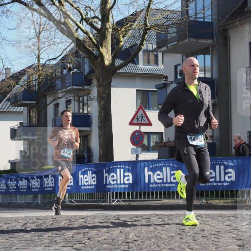 06.04.2025 - 44. Internationalen Wilhelmsburger Insellauf Luisa Fischer http://msf.ph/oto/7558281 06.04.2025 10:23:02 Ziel 4446, 4426 meine-sportfotos.de