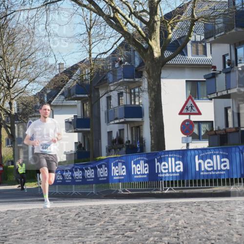 06.04.2025 - 44. Internationalen Wilhelmsburger Insellauf Luisa Fischer http://msf.ph/oto/7558324 06.04.2025 10:23:30 Ziel 446 meine-sportfotos.de