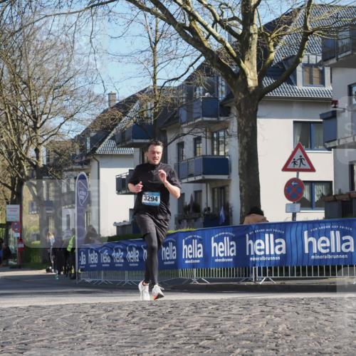 06.04.2025 - 44. Internationalen Wilhelmsburger Insellauf Luisa Fischer http://msf.ph/oto/7558418 06.04.2025 10:24:19 Ziel 3294 meine-sportfotos.de