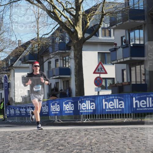 06.04.2025 - 44. Internationalen Wilhelmsburger Insellauf Luisa Fischer http://msf.ph/oto/7558454 06.04.2025 10:24:23 Ziel 3081 meine-sportfotos.de