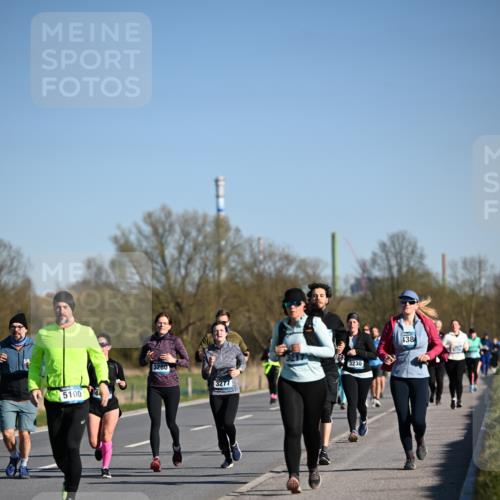 06.04.2025 - 44. Internationalen Wilhelmsburger Insellauf Dr. Thomas Lammeyer http://msf.ph/oto/7558497 06.04.2025 09:34:39 Laufen 5100, 3280, 3277, 3230, 438 meine-sportfotos.de