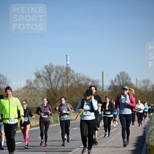 06.04.2025 - 44. Internationalen Wilhelmsburger Insellauf Dr. Thomas Lammeyer http://msf.ph/oto/7558513 06.04.2025 09:34:40 Laufen 8280, 3217, 3277, 5100, 21, 3230, 438 meine-sportfotos.de