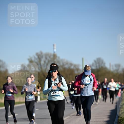 06.04.2025 - 44. Internationalen Wilhelmsburger Insellauf Dr. Thomas Lammeyer http://msf.ph/oto/7558538 06.04.2025 09:34:42 Laufen 3277, 3217, 4384 meine-sportfotos.de