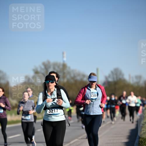 06.04.2025 - 44. Internationalen Wilhelmsburger Insellauf Dr. Thomas Lammeyer http://msf.ph/oto/7558556 06.04.2025 09:34:43 Laufen 5217, 1384 meine-sportfotos.de