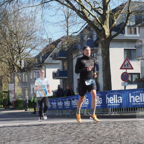 06.04.2025 - 44. Internationalen Wilhelmsburger Insellauf Luisa Fischer http://msf.ph/oto/7558639 06.04.2025 10:25:06 Ziel 1576, 4428 meine-sportfotos.de