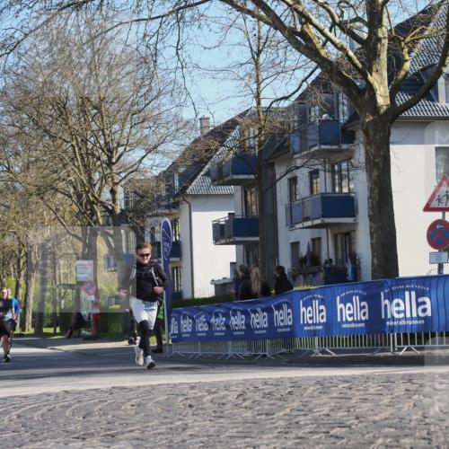 06.04.2025 - 44. Internationalen Wilhelmsburger Insellauf Luisa Fischer http://msf.ph/oto/7558643 06.04.2025 10:25:10 Ziel 3591 meine-sportfotos.de