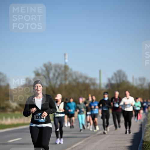 06.04.2025 - 44. Internationalen Wilhelmsburger Insellauf Dr. Thomas Lammeyer http://msf.ph/oto/7558648 06.04.2025 09:34:47 Laufen 3230 meine-sportfotos.de