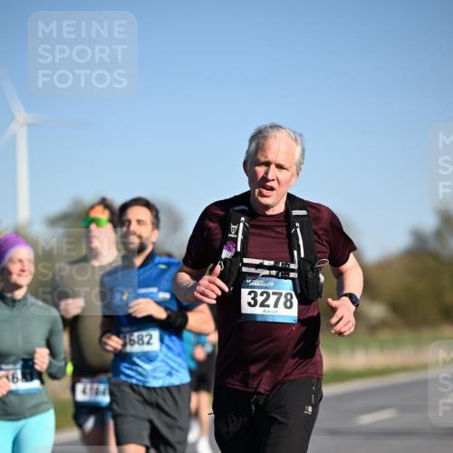06.04.2025 - 44. Internationalen Wilhelmsburger Insellauf Dr. Thomas Lammeyer http://msf.ph/oto/7558896 06.04.2025 09:34:58 Laufen 6, 1682, 3278 meine-sportfotos.de