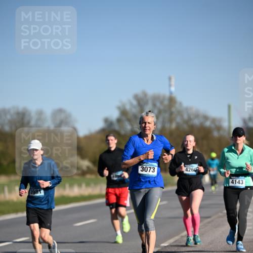 06.04.2025 - 44. Internationalen Wilhelmsburger Insellauf Dr. Thomas Lammeyer http://msf.ph/oto/7558957 06.04.2025 09:35:02 Laufen 3981, 3073, 4260, 4143 meine-sportfotos.de