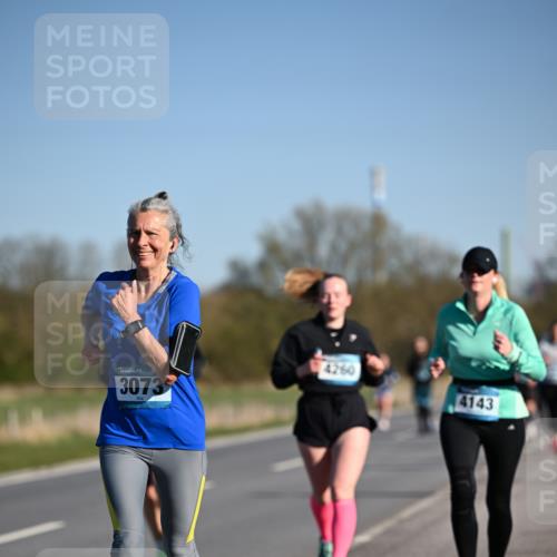 06.04.2025 - 44. Internationalen Wilhelmsburger Insellauf Dr. Thomas Lammeyer http://msf.ph/oto/7559020 06.04.2025 09:35:03 Laufen 3073, 4260, 4143 meine-sportfotos.de