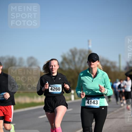 06.04.2025 - 44. Internationalen Wilhelmsburger Insellauf Dr. Thomas Lammeyer http://msf.ph/oto/7559057 06.04.2025 09:35:05 Laufen 4260, 4143 meine-sportfotos.de