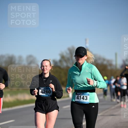 06.04.2025 - 44. Internationalen Wilhelmsburger Insellauf Dr. Thomas Lammeyer http://msf.ph/oto/7559064 06.04.2025 09:35:05 Laufen 4260, 4143 meine-sportfotos.de