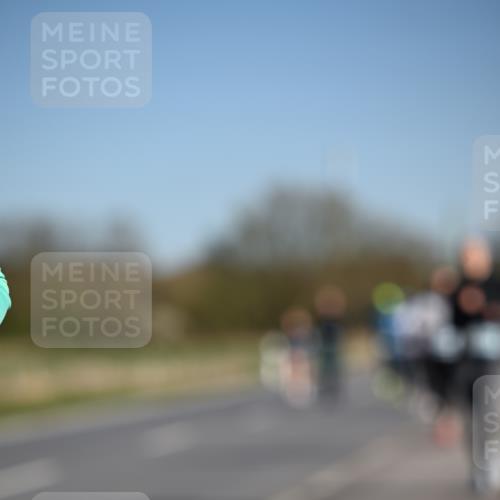 06.04.2025 - 44. Internationalen Wilhelmsburger Insellauf Dr. Thomas Lammeyer http://msf.ph/oto/7559135 06.04.2025 09:35:08 Laufen  meine-sportfotos.de