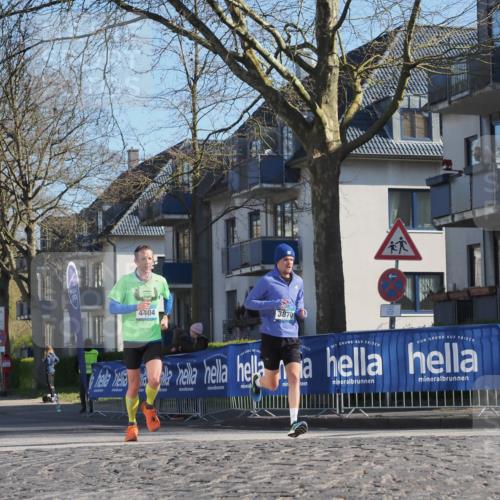 06.04.2025 - 44. Internationalen Wilhelmsburger Insellauf Luisa Fischer http://msf.ph/oto/7559140 06.04.2025 10:26:28 Ziel 4404, 3870 meine-sportfotos.de