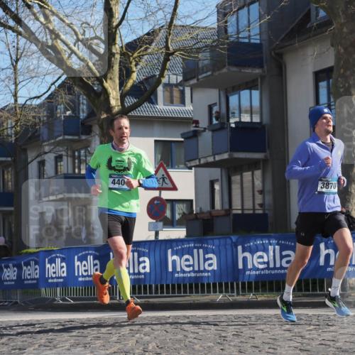 06.04.2025 - 44. Internationalen Wilhelmsburger Insellauf Luisa Fischer http://msf.ph/oto/7559176 06.04.2025 10:26:30 Ziel 440, 3870 meine-sportfotos.de