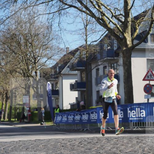 06.04.2025 - 44. Internationalen Wilhelmsburger Insellauf Luisa Fischer http://msf.ph/oto/7559373 06.04.2025 10:26:41 Ziel 4327 meine-sportfotos.de