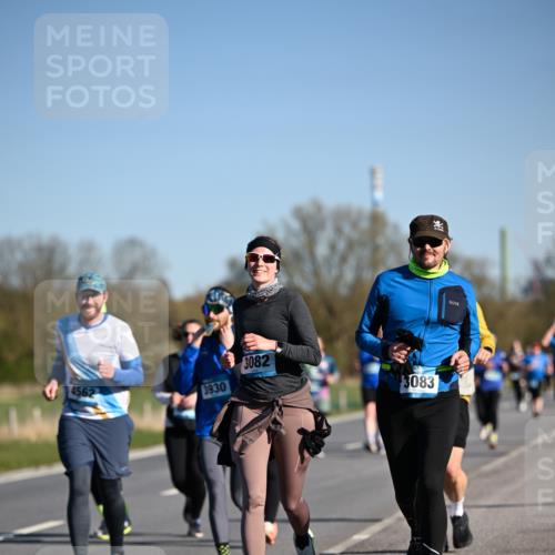 06.04.2025 - 44. Internationalen Wilhelmsburger Insellauf Dr. Thomas Lammeyer http://msf.ph/oto/7559420 06.04.2025 09:35:19 Laufen 4562, 3930, 3082, 3083 meine-sportfotos.de