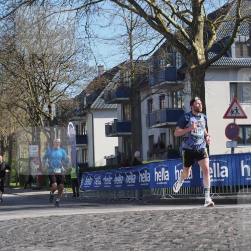 06.04.2025 - 44. Internationalen Wilhelmsburger Insellauf Luisa Fischer http://msf.ph/oto/7559428 06.04.2025 10:26:48 Ziel 4282, 4014 meine-sportfotos.de